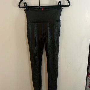 Spanx leather leggings size medium
